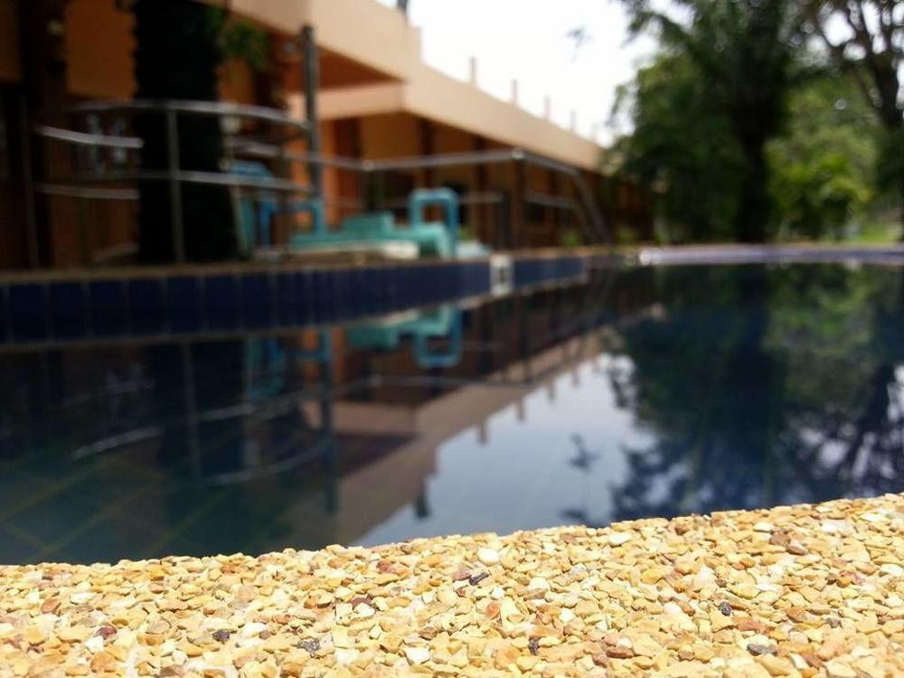 Boom Boom Beach Resort Laem Sing Chanthaburi Esterno foto
