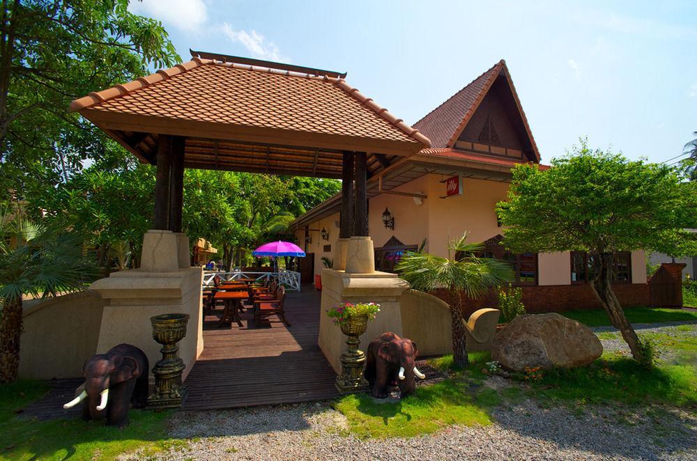 Boom Boom Beach Resort Laem Sing Chanthaburi Esterno foto