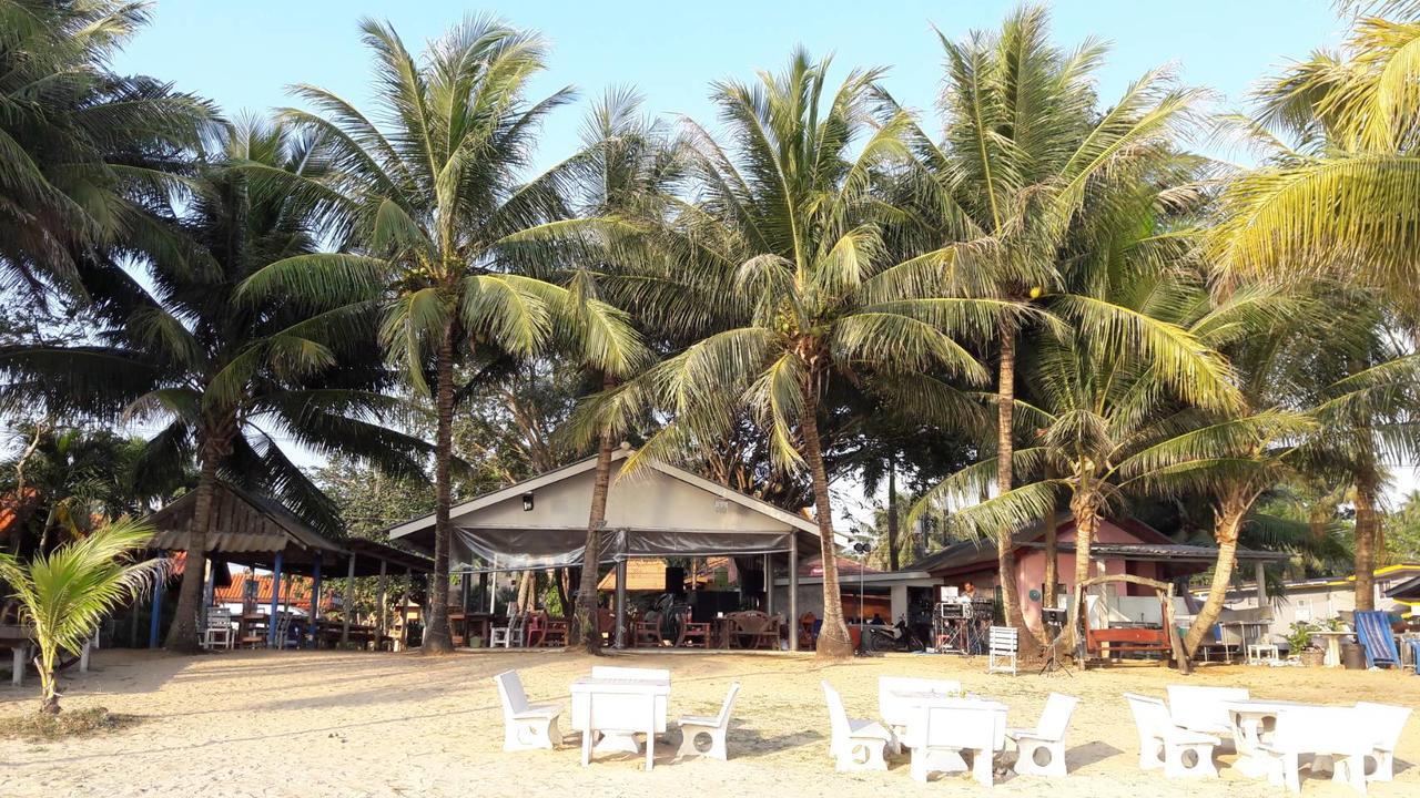Boom Boom Beach Resort Laem Sing Chanthaburi Esterno foto