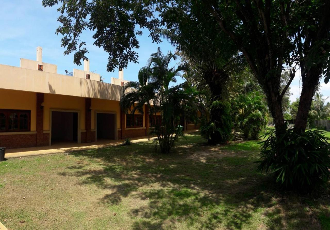 Boom Boom Beach Resort Laem Sing Chanthaburi Esterno foto